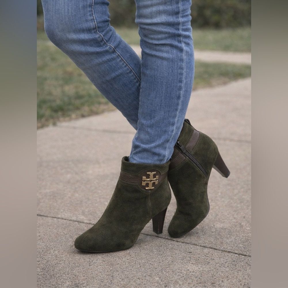 TORY BURCH Olive Green Heeled Boots